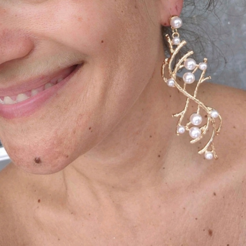 Gold twigs‎ and pearls evening statement earrings